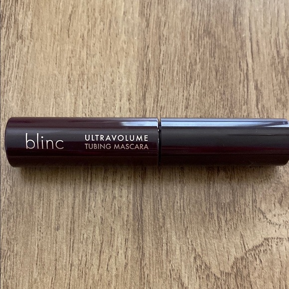 6 Piece Full Face Makeup Bundle - Picture 11 of 12